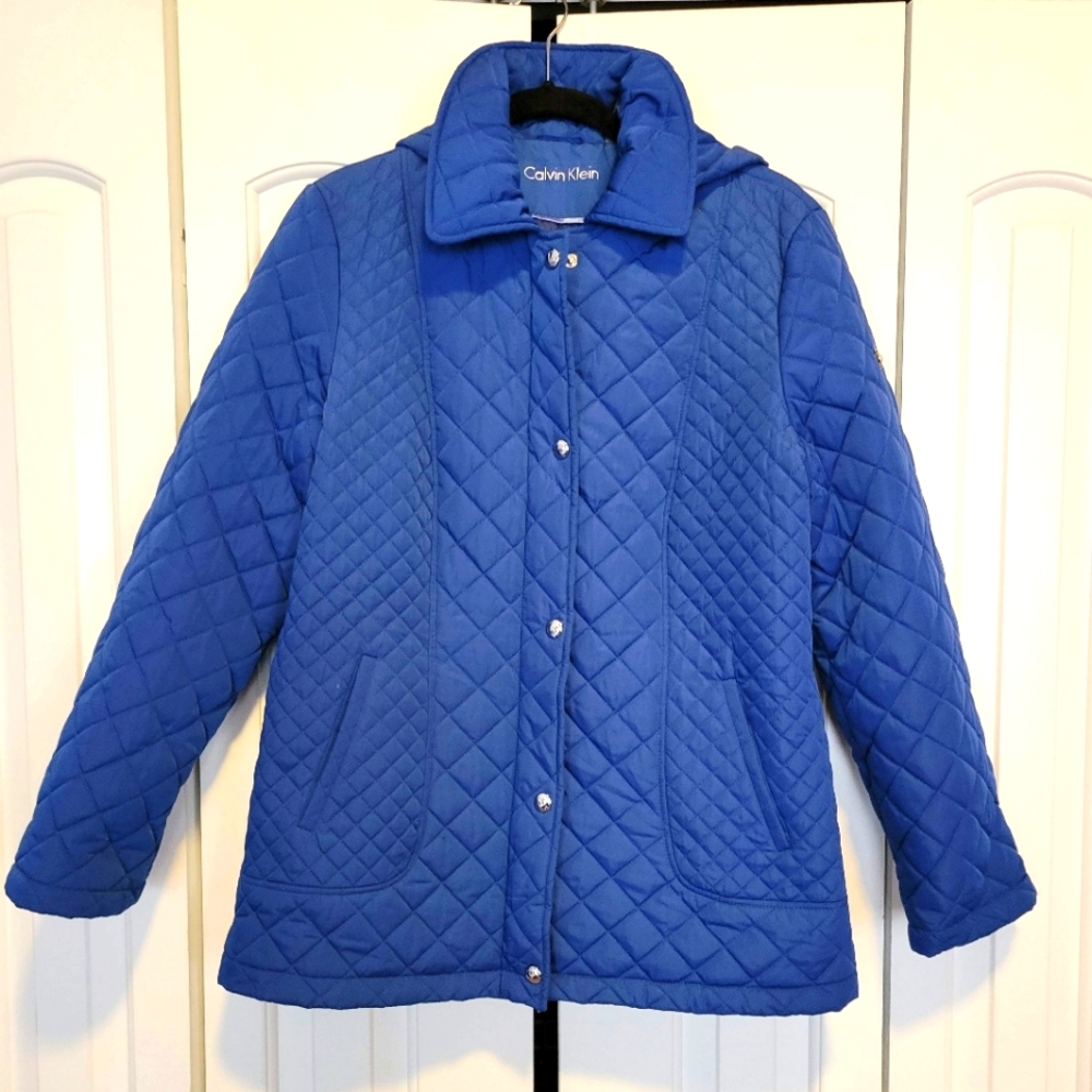 Like New. Blue Calvin Klein Quilted Coat. Size L
